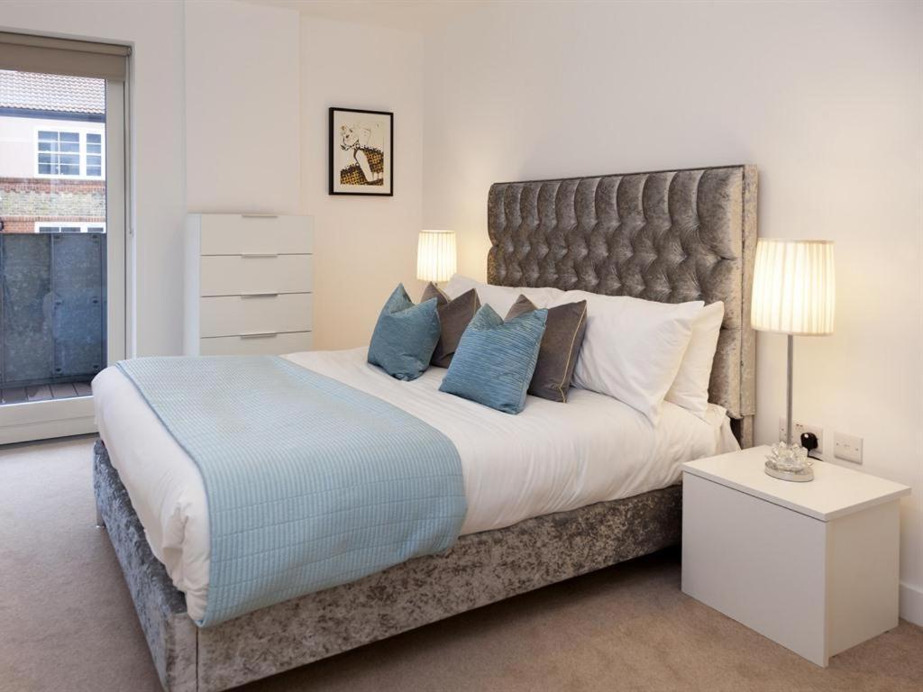 Exclusive Tower Bridge Apartment Лондон Экстерьер фото